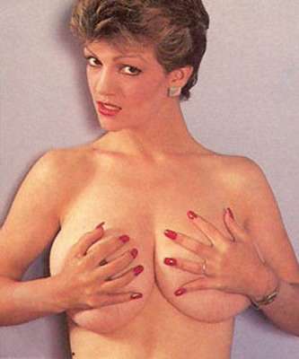 333px x 400px - Giant natural boobs Barbara ALTON nude pics ...